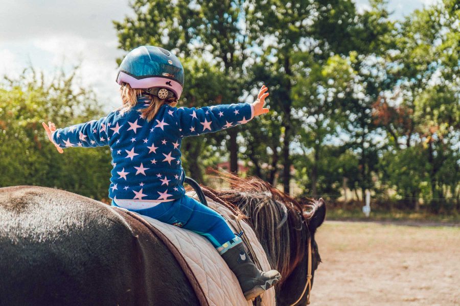 Costa-Lagonisi activities -Horse-riding Costa-Lagonisi activities -Horse-riding